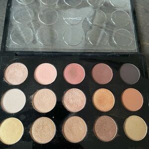MAC Cosmetics Gold and Brown Eyeshadow Palette